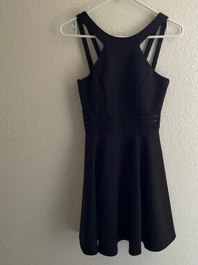 City studio casual dress